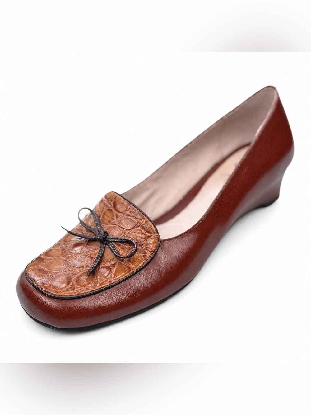 Dexflex Comfort Brown Leather Women’s Loafer Size 7.5 Croc Embossed Bow Wedge
